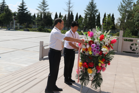 新陕健医集团机关党支部主题党日活动新闻稿(1)375.png