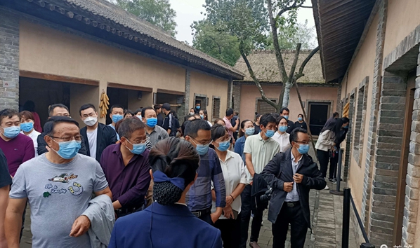 微信图片_20200928101026.jpg 微信图片_20200928101026.jpg