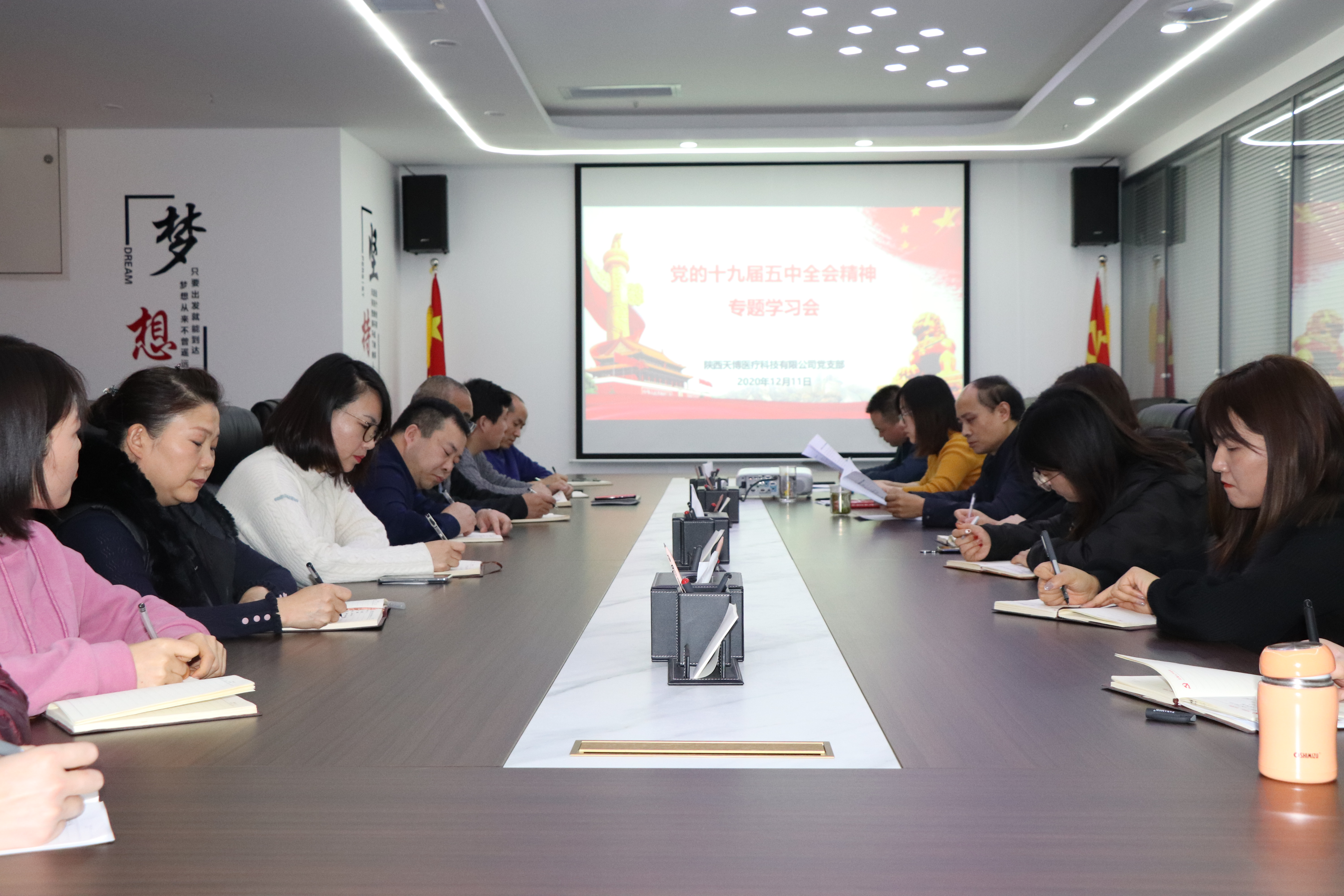 8a41c8314e2b3aeee4c06f43f365932.jpg 8a41c8314e2b3aeee4c06f43f365932.jpg