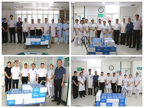 拼图.jpg 拼图.jpg